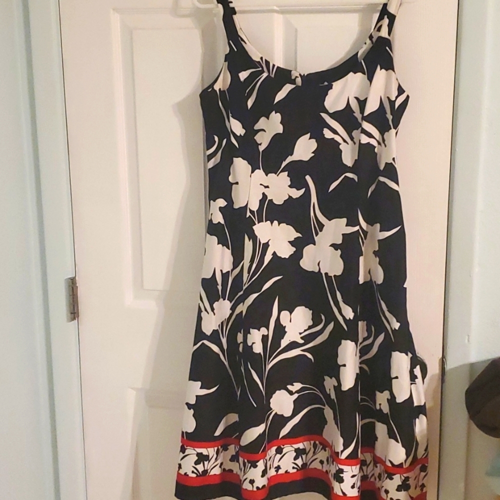 Cute graphic black and white with a pop of red full skirt sun dress